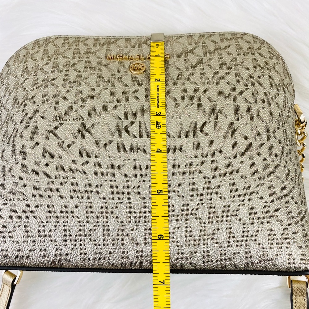 Michael Kors Cindy Large Dome Crossbody - Picture 10 of 13